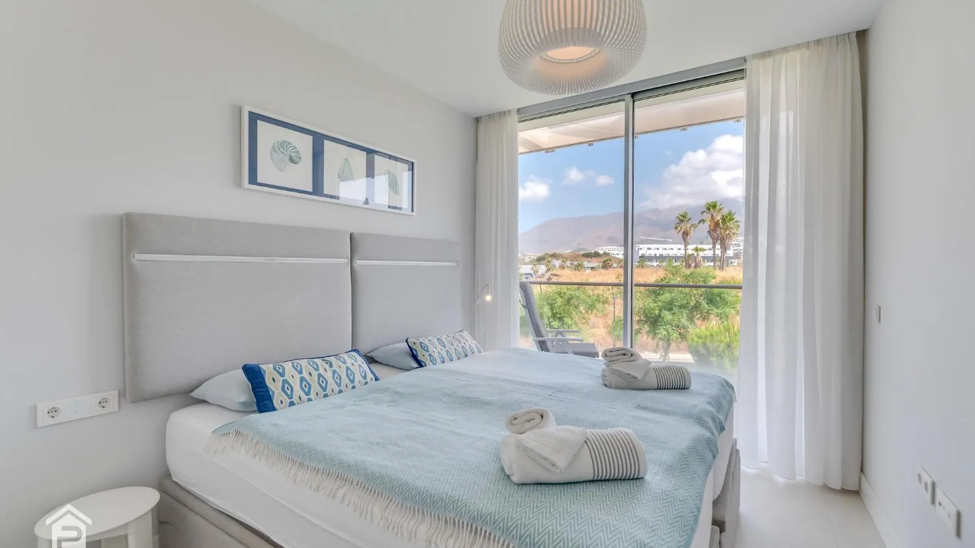 Edge Luxury Beachfront 3Br, 3 Pools, Spa, Gym Estepona Apartmán