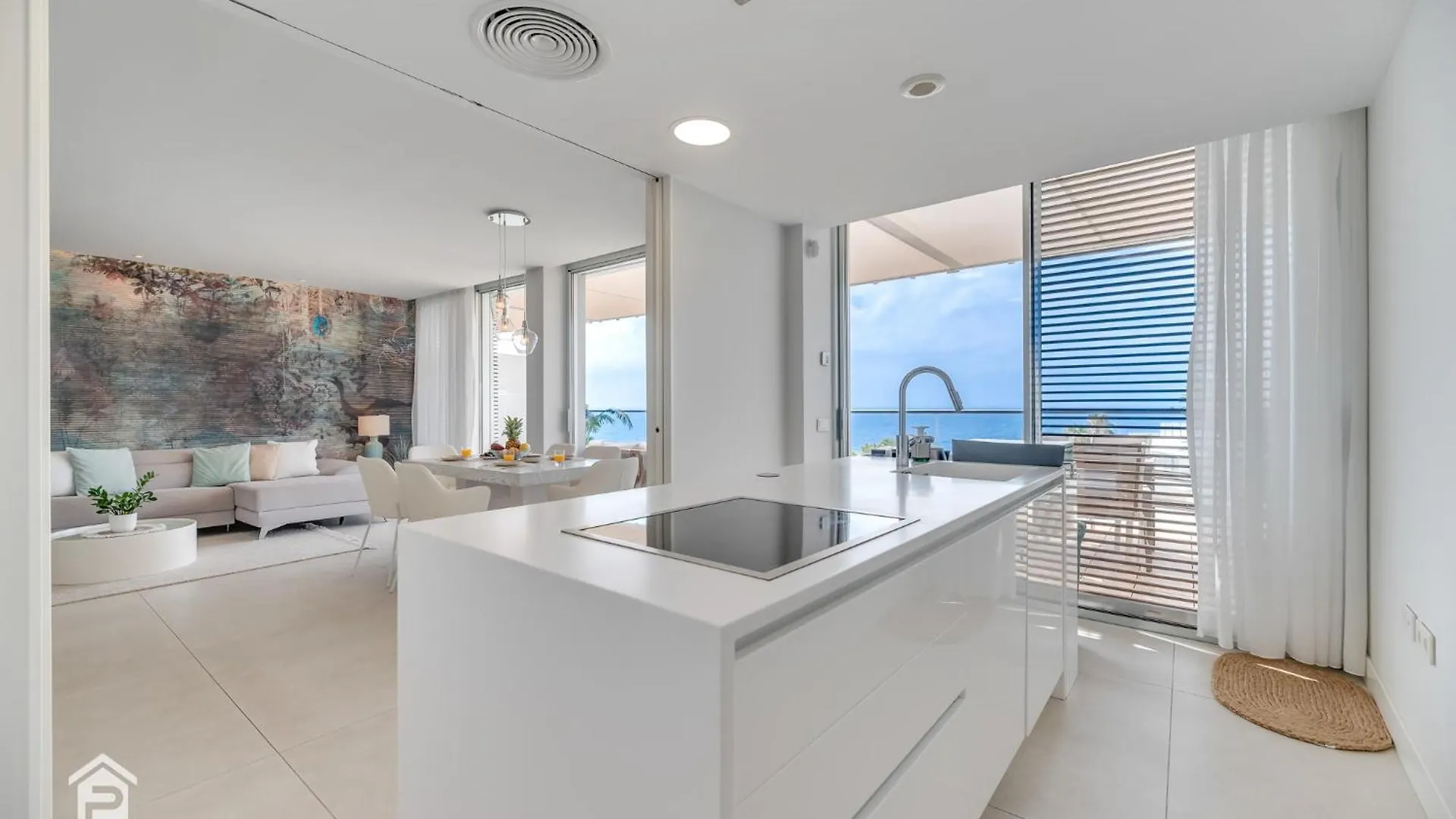 Edge Luxury Beachfront 3Br, 3 Pools, Spa, Gym Estepona