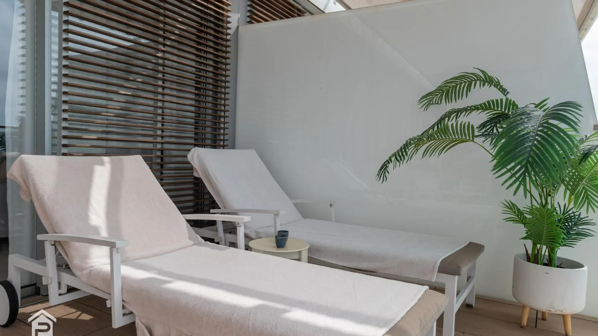 Edge Luxury Beachfront 3Br, 3 Pools, Spa, Gym Estepona Apartmán