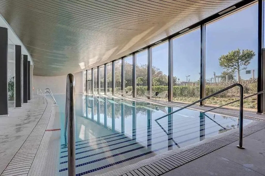Edge Luxury Beachfront 3Br, 3 Pools, Spa, Gym Estepona