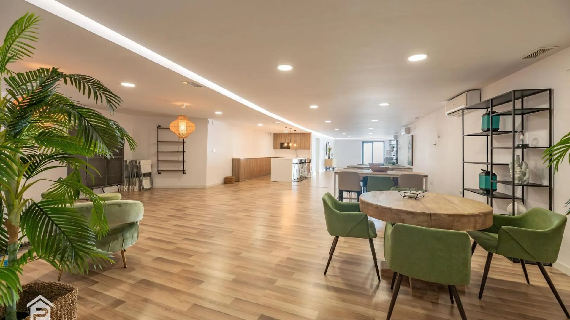 Edge Luxury Beachfront 3Br, 3 Pools, Spa, Gym Estepona Apartment
