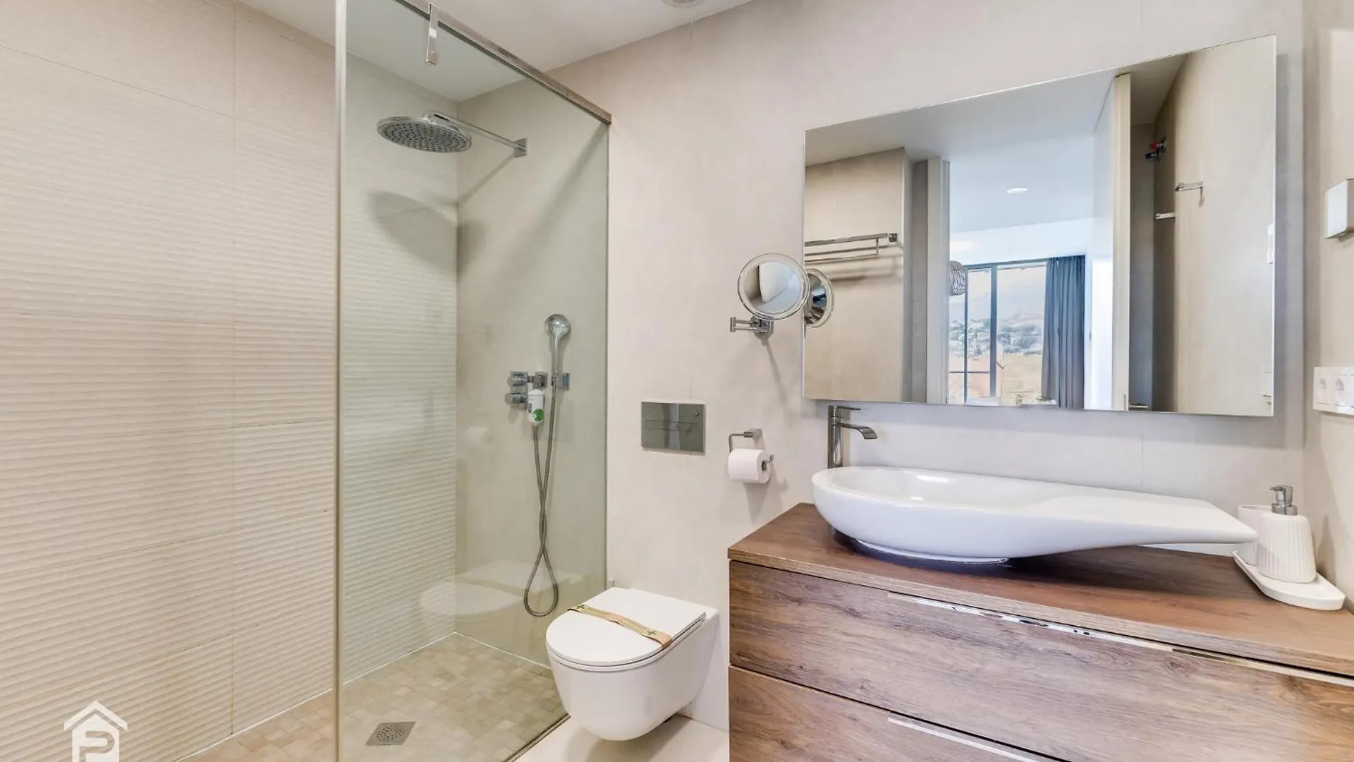 Edge Luxury Beachfront 3Br, 3 Pools, Spa, Gym Estepona 0*,