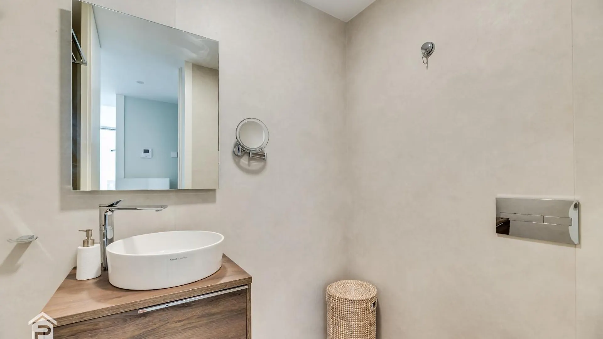Apartment Edge Luxury Beachfront 3Br, 3 Pools, Spa, Gym Estepona